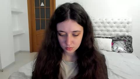 Snapshot of ginablum chatting on 8, 10, 2025 Kate online show from 8, 10, 2025