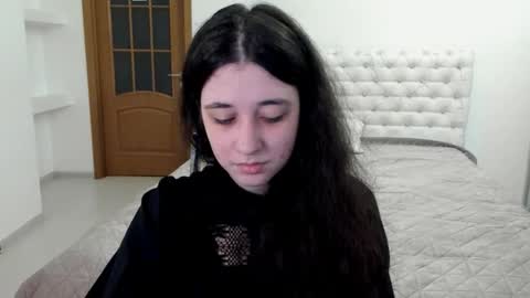 Snapshot of ginablum chatting on 28, 11, 2025 Kate online show from 28, 11, 2025