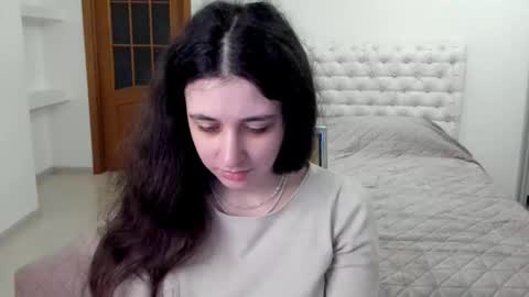 Snapshot of ginablum chatting on 5, 12, 2025 Kate online show from 5, 12, 2025