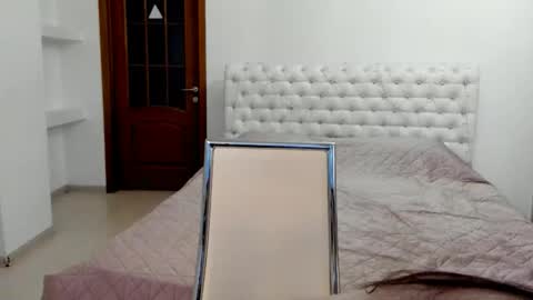 Snapshot of ginablum chatting on 19, 12, 2025 Kate online show from 19, 12, 2025