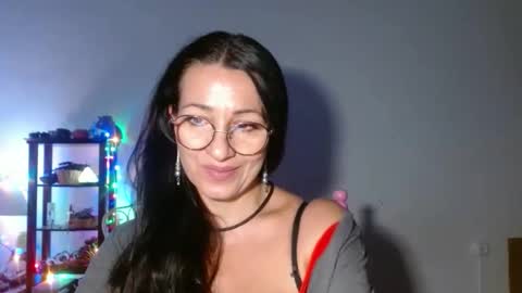 Snapshot of ginaoneon chatting on 20, 10, 2025 GinaONeon online show from 20, 10, 2025