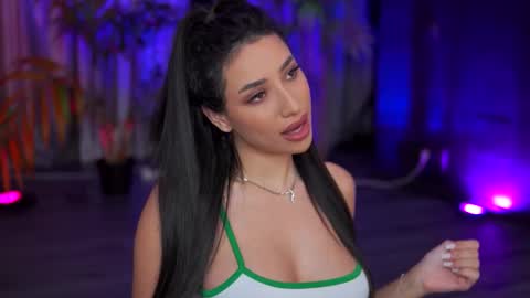 Gina online show from 3, 10, 2025