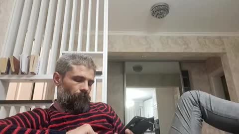 Snapshot of gindrie chatting on 6, 12, 2024 Gabriel online show from 6, 12, 2024