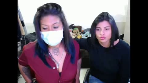 ginger2zoe online show from 10, 3, 2025