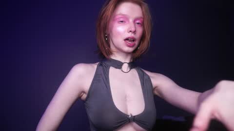        im expecting 350 thumbs up on my altar   online show from 8, 2, 2025