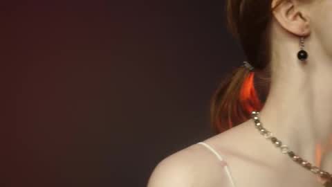        im expecting 350 thumbs up on my altar   online show from 25, 2, 2025