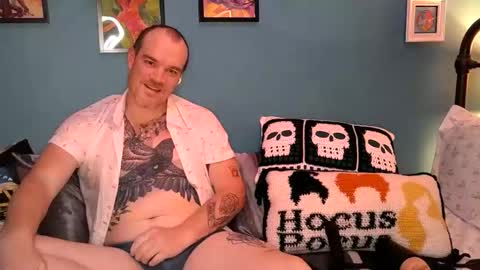 Ginger McC online show from 18, 10, 2025