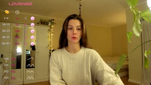 Snapshot of gingerbread__house chatting on 13, 11, 2025 Vasilisa online show from 13, 11, 2025