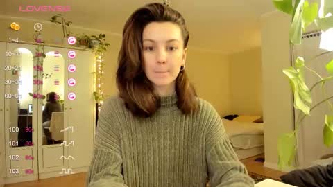 Snapshot of gingerbread__house chatting on 30, 11, 2025 Vasilisa online show from 30, 11, 2025