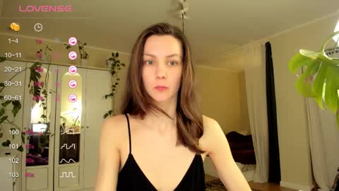 Snapshot of gingerbread__house chatting on 7, 6, 2026 Vasilisa online show from 7, 6, 2026