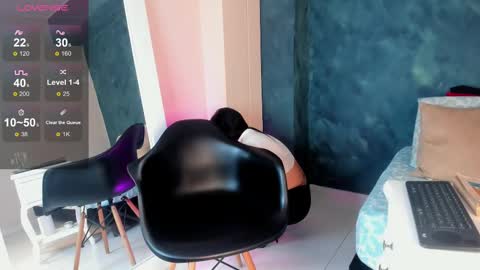 Snapshot of gingermoon_ chatting on 7, 10, 2025 Ginger online show from 7, 10, 2025