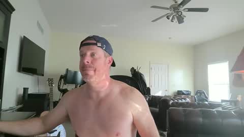Snapshot of gingerzaddy chatting on 16, 11, 2025 gingerzaddy online show from 16, 11, 2025