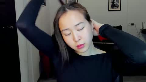 Snapshot of ginnycherry chatting on 5, 3, 2025 Ginny online show from 5, 3, 2025