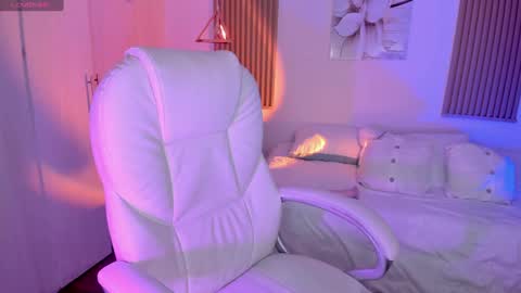 Snapshot of ginnywett chatting on 14, 12, 2024 Kendall online show from 14, 12, 2024