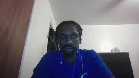 gino_crazy87 online show from 19, 1, 2025