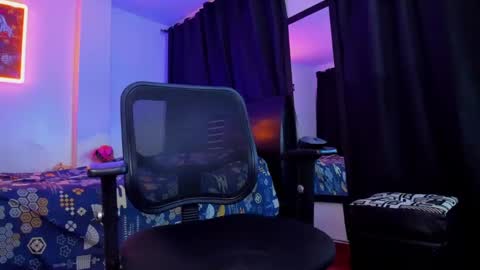 Snapshot of giomar_reyes chatting on 13, 2, 2025 GIOMAR REYES online show from 13, 2, 2025