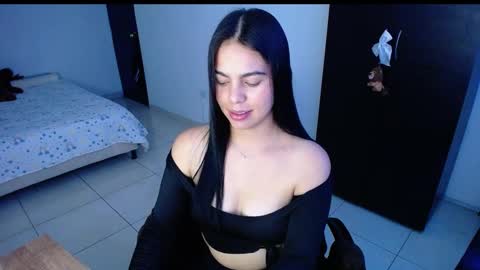 Snapshot of giorivera199 chatting on 6, 12, 2024 GIO RIVERA online show from 6, 12, 2024