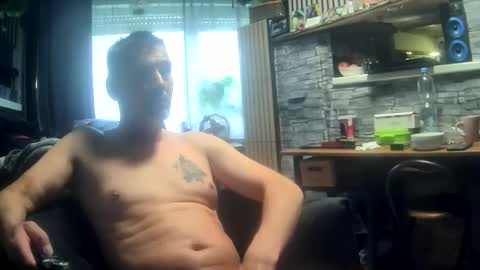 Snapshot of giovanne1 chatting on 19, 10, 2025 giovanne1 online show from 19, 10, 2025