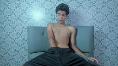 Giraldo  online show from 23, 12, 2024