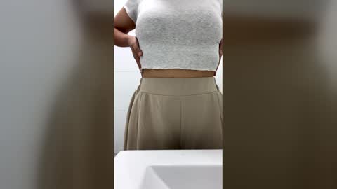 girl433 online show from 16, 12, 2025