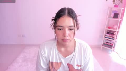 Snapshot of girl_alana chatting on 21, 11, 2025 Alana online show from 21, 11, 2025