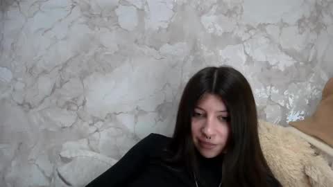 girl_cute007 online show from 1, 4, 2026