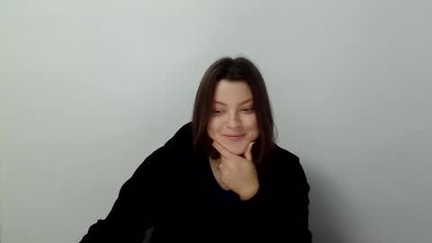 Snapshot of girl_leya chatting on 27, 11, 2025 girl_leya online show from 27, 11, 2025