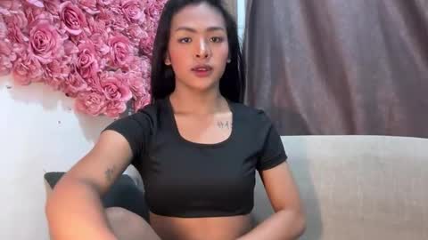 Snapshot of girlcock_dominantfucker chatting on 25, 10, 2025 queen ronna online show from 25, 10, 2025