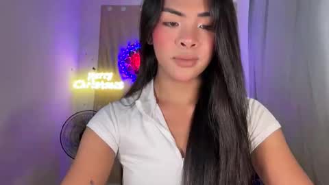 Snapshot of girlcock_dominantfucker chatting on 14, 12, 2025 queen ronna online show from 14, 12, 2025