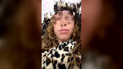 Snapshot of girlkinky845 chatting on 4, 4, 2026 girlkinky845 online show from 4, 4, 2026