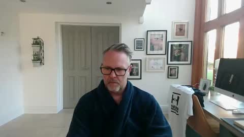 girlsandbikes online show from 22, 9, 2025