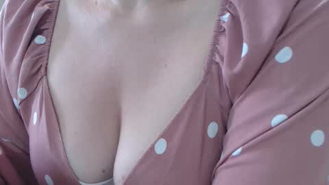 Snapshot of girlvictoria chatting on 26, 11, 2025 Victoria online show from 26, 11, 2025