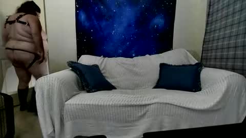 Snapshot of girthmason chatting on 23, 9, 2025 Girth online show from 23, 9, 2025