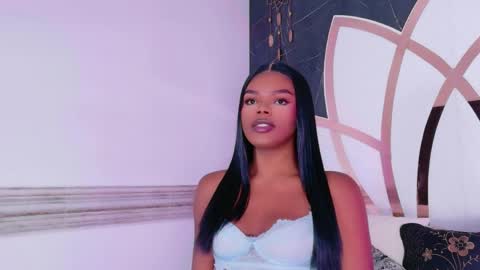 gisela_valencia online show from 25, 5, 2026