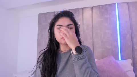 Snapshot of giselamaru chatting on 11, 3, 2025 online show from 11, 3, 2025