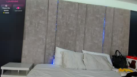 Snapshot of giselamaru chatting on 9, 9, 2025 online show from 9, 9, 2025