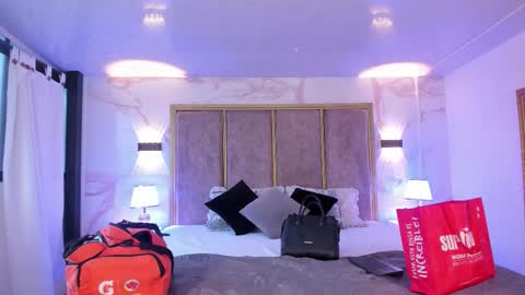 Snapshot of giselamaru chatting on 4, 10, 2025 online show from 4, 10, 2025