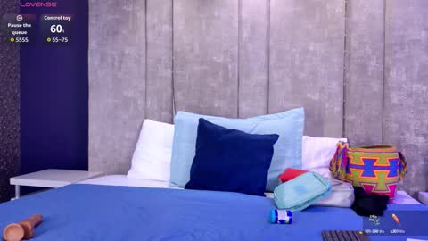 Snapshot of giselamaru chatting on 9, 10, 2025 online show from 9, 10, 2025