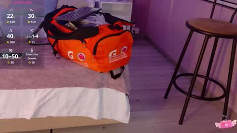 Snapshot of giselamaru chatting on 14, 10, 2025 online show from 14, 10, 2025