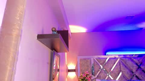 Snapshot of giselamaru chatting on 24, 10, 2025 online show from 24, 10, 2025