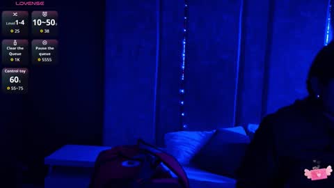 Snapshot of giselamaru chatting on 28, 11, 2025 online show from 28, 11, 2025