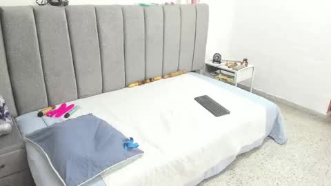 giselle_james online show from 18, 2, 2026