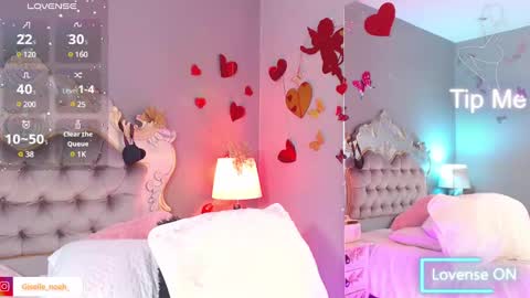 GiselleNoah online show from 5, 3, 2025