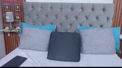 Snapshot of gissellsaenz chatting on 25, 10, 2025 Gissell Saenz online show from 25, 10, 2025