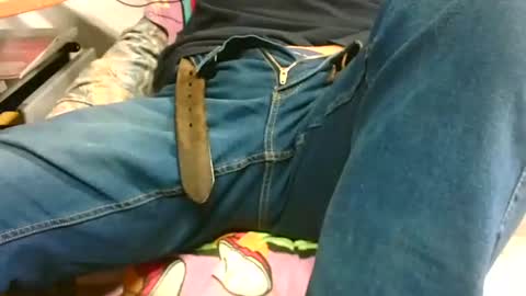 Snapshot of giulio__35 chatting on 21, 11, 2025 giulio__35 online show from 21, 11, 2025