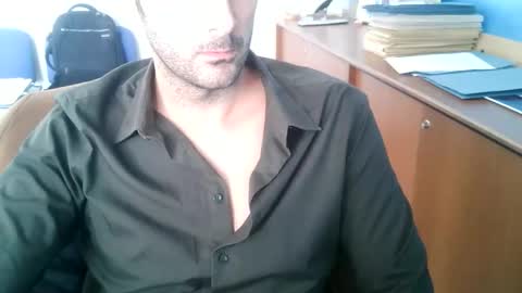 Snapshot of giuseppevai1 chatting on 29, 10, 2025 giuseppevai1 online show from 29, 10, 2025