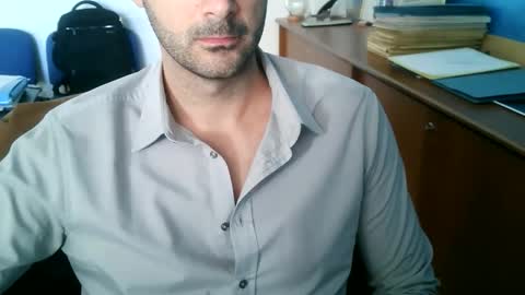 Snapshot of giuseppevai1 chatting on 4, 11, 2025 giuseppevai1 online show from 4, 11, 2025