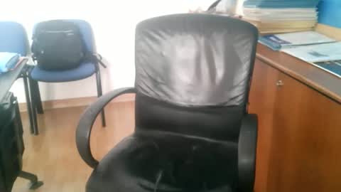 Snapshot of giuseppevai1 chatting on 19, 11, 2025 giuseppevai1 online show from 19, 11, 2025