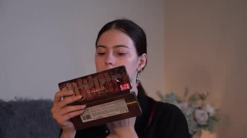 Agness online show from 25, 9, 2025