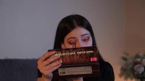 Agness online show from 20, 10, 2025